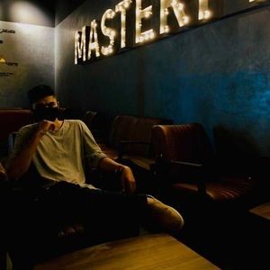 Meet your Posher, Abbas